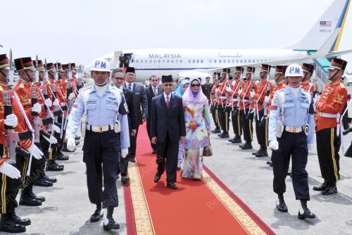 IDN05_03122012_AGONG_JAKARTA4