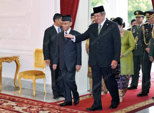 IDN05_04122012_AGONG_JAKARTA
