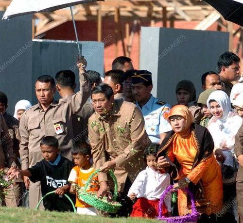 KUBUR_TSUNAMI