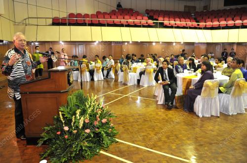 IDN05_16062013_PM_PELAJAR