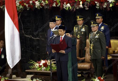 IDN05_20102014_PRESIDEN_BARU