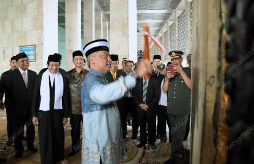 IDN05_27082019_AGONG