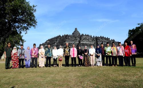 IDN05_28082019_AGONG