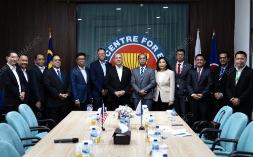 DATUK SERI FADILAH YUSOF