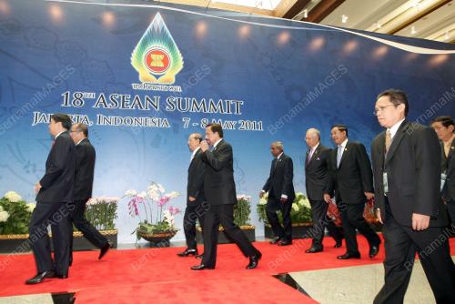 ASEAN SUMMIT
