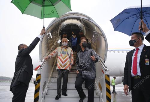 DATUK SERI ISMAIL SABRI YAAKOB