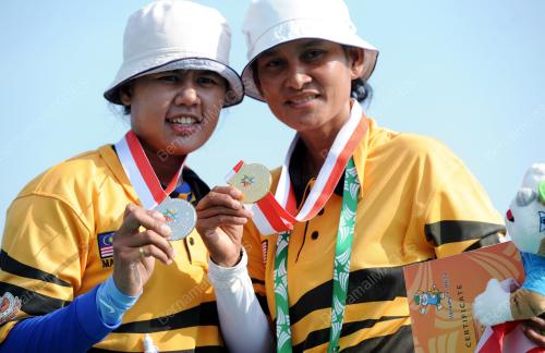 IDN06_27092013_EMAS_PERAK