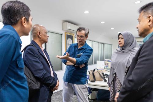 DATIN PADUKA NUR-UL KAMALUDIN