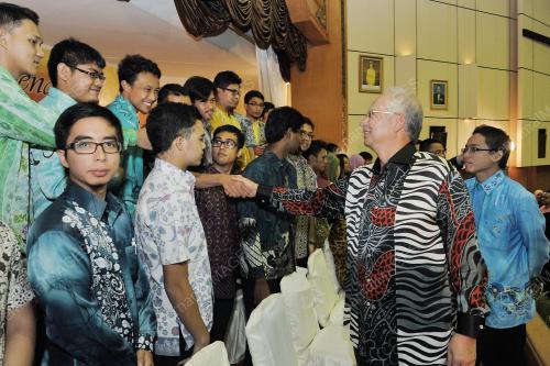 IDN07_16062013_PM_PELAJAR