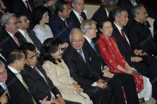 MOHD NAJIB TUN ABDUL RAZAK