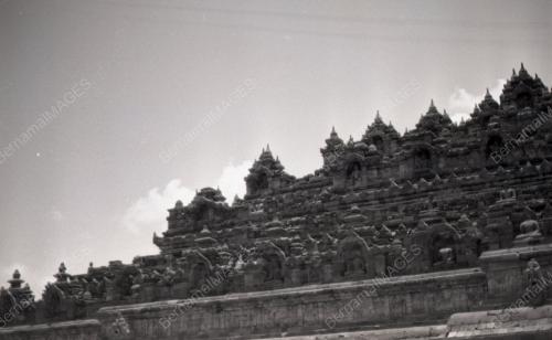 IDN08_08012015_BOROBUDUR