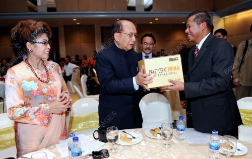 IDN08_08032012_POS