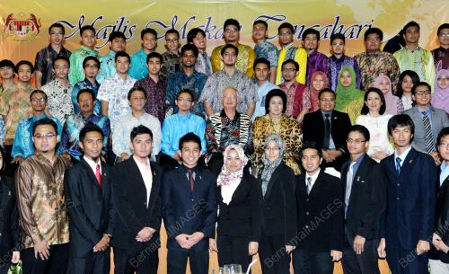 IDN08_16062013_PELAJAR