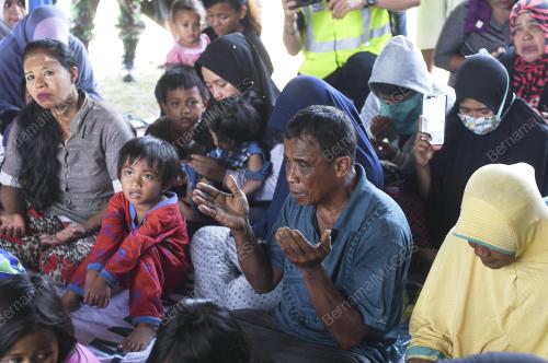 IDN08_18102018_AIR_MATA_PALU