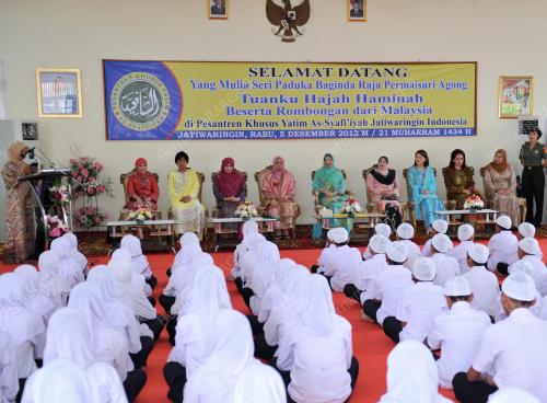 IDN09_05122012_AGONG_JAKARTA