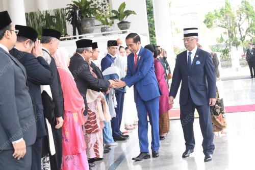 IDN09_27082019_AGONG-CEREMONY