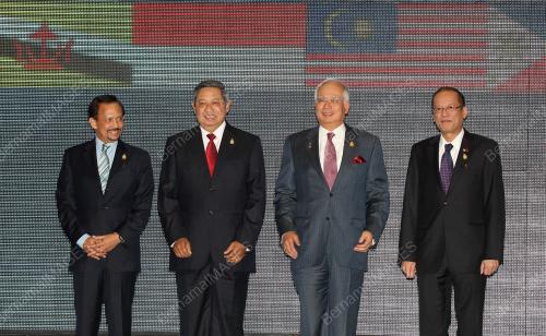 ASEAN SUMMIT