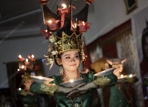 IDN10_25082014_MALAM