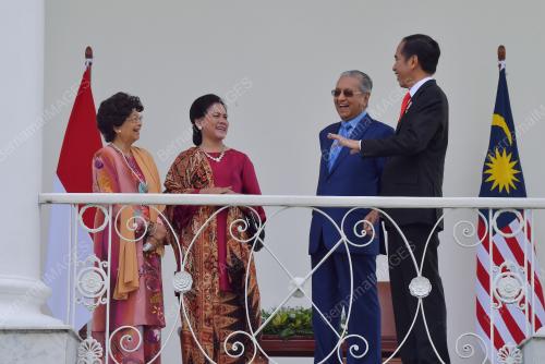 IDN10_29062018_PM_ISTANA
