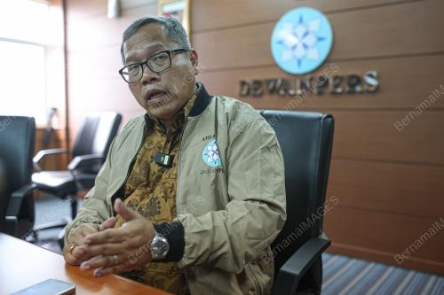 ISWAMI MALAYSIA KUNJUNG DEWAN PERS