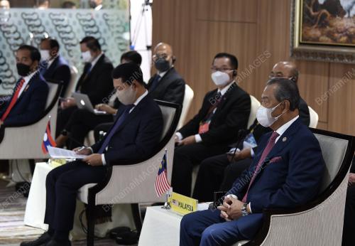 TAN SRI MUHYIDDIN YASSIN
