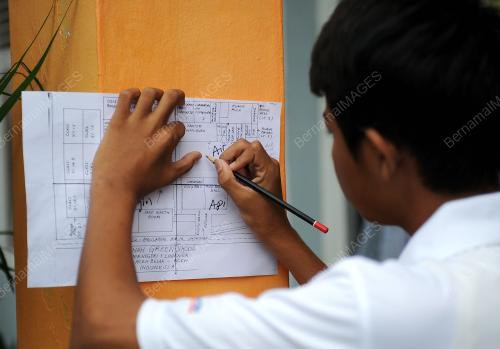 IDN11_24122014_10_TAHUN_TSUNAMI