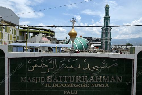 IDN12_04102018_MASJID_BAITURRAHMAN