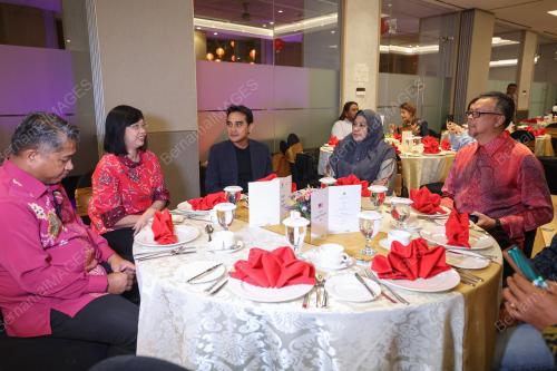 MAJLIS MAKAN MALAM ISWAMI
