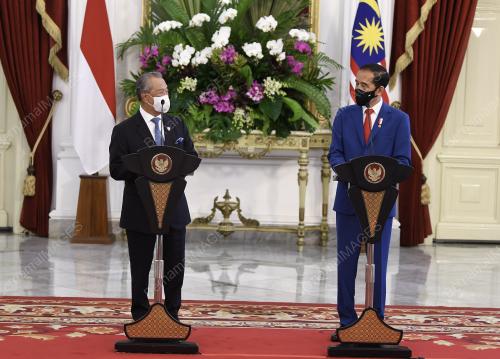 TAN SRI MUHYIDDIN YASSIN