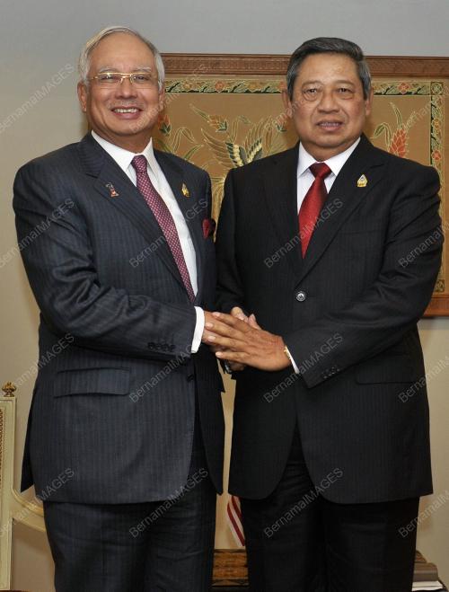 ASEAN SUMMIT