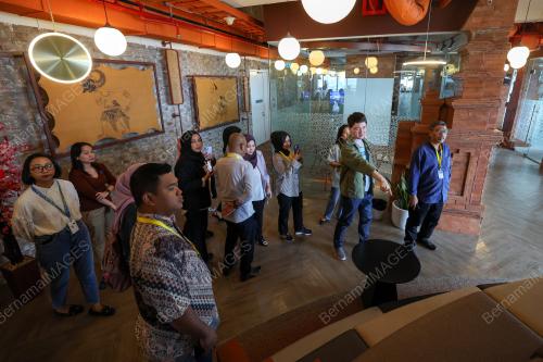 DELEGASI MEDIA KUNJUNG DANA INDONESIA