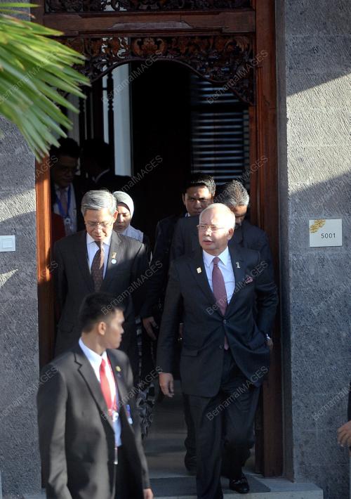 IDN14_08102013_PM_APEC