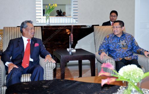 IDN15_03072012_TPM_JAKARTA