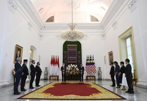 DATUK SERI ISMAIL SABRI YAAKOB