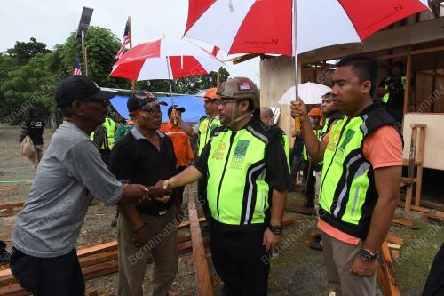 IDN15_17112018_PALU