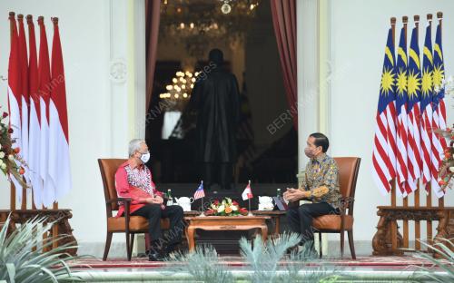 DATUK SERI ISMAIL SABRI YAAKOB