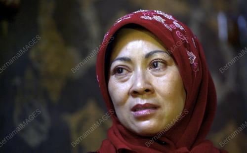 IDN16_30122014_ISTERI_PILOT