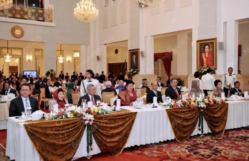 IDN17_04122012_AGONG_JAKARTA