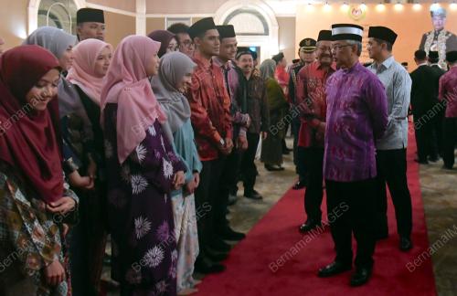 IDN17_26082019_AGONG