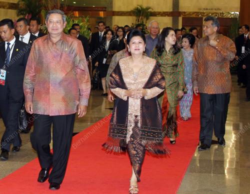 ASEAN SUMMIT