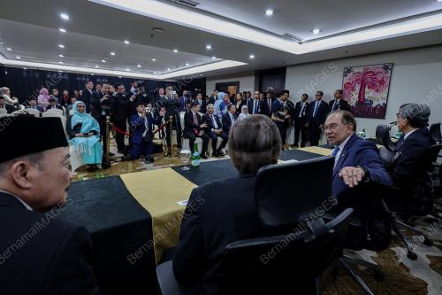 DATUK SERI ANWAR IBRAHIM