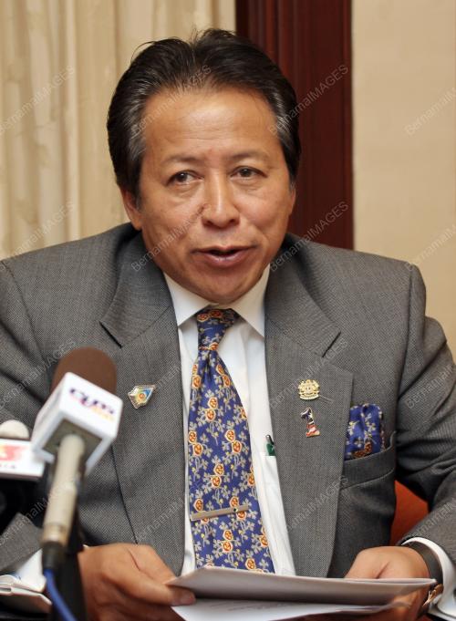DATUK SERI ANIFAH AMAN