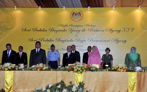 IDN21_05122012_AGONG_JAKARTA