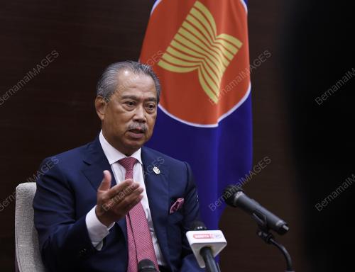 TAN SRI MUHYIDDIN YASSIN