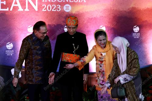 DATUK SERI ANWAR IBRAHIM