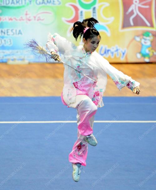 INA02_30092013_WUSHU_WANITA