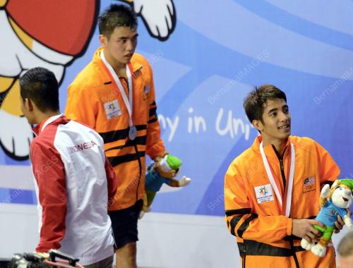 INA10_30092013_EMAS_PERAK