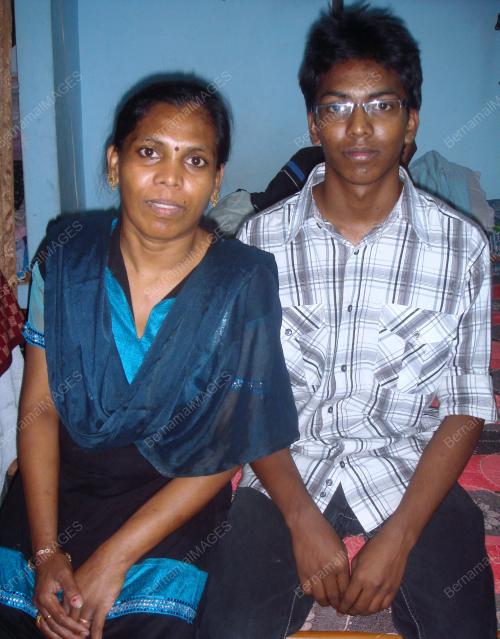 IND01_01052012_EDUCATION