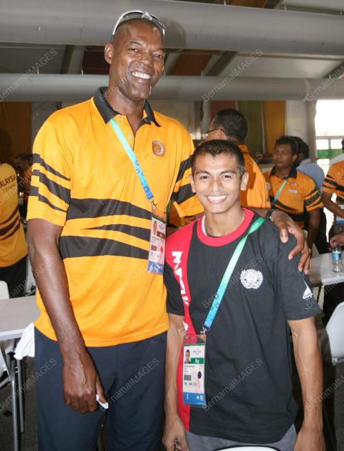 AMIRUL HAMIZAN
