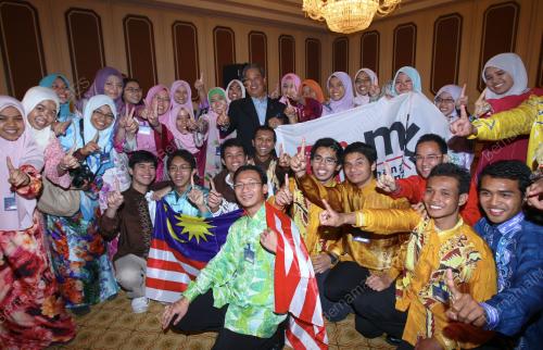 MUHYIDDIN YASSIN